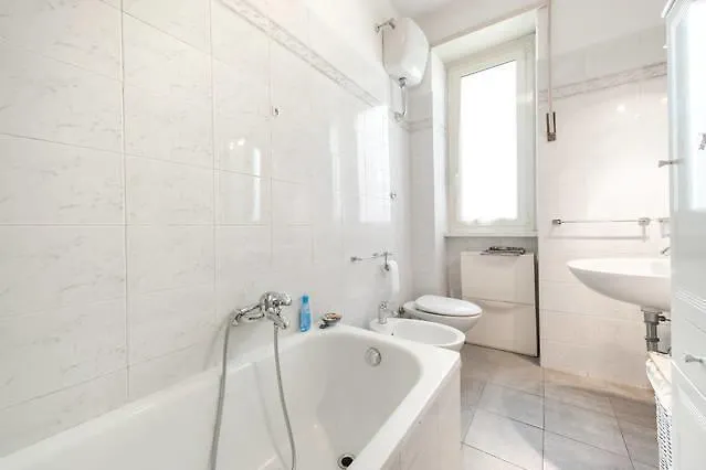 Casa Lorenzo Magnifico Rome Italy