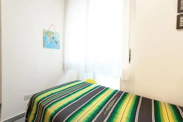 Apartment Casa Lorenzo Magnifico Rome Italy