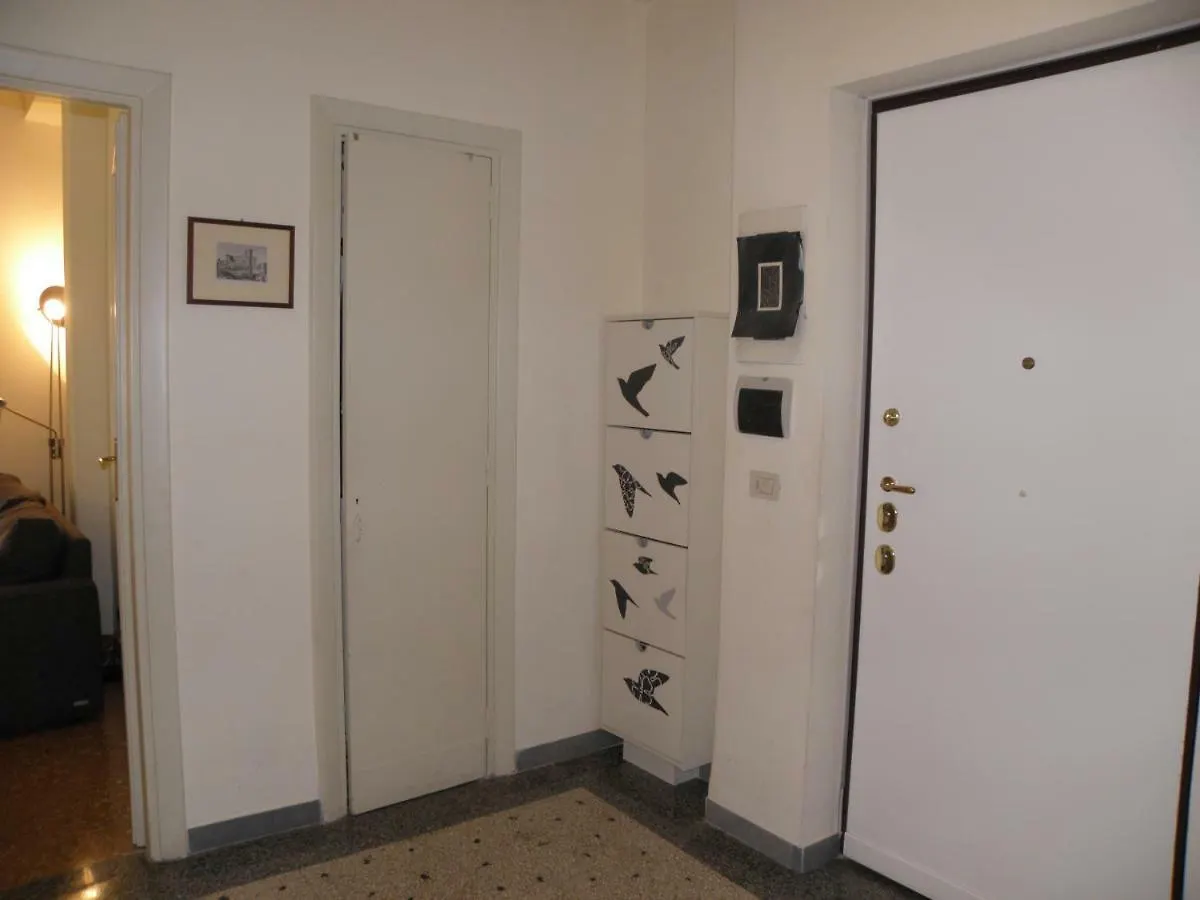 Apartment Casa Lorenzo Magnifico Rome Italy