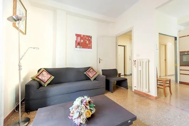 Casa Lorenzo Magnifico Rome Italy